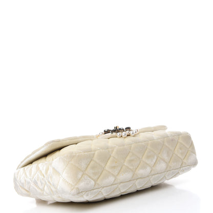 Chanel Velvet Pearl Quilted Medium Single Flap White 4 of 14