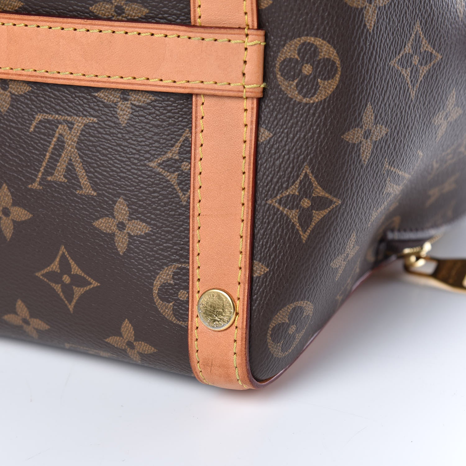 Louis Vuitton Monogram Marais MM 14 of 16