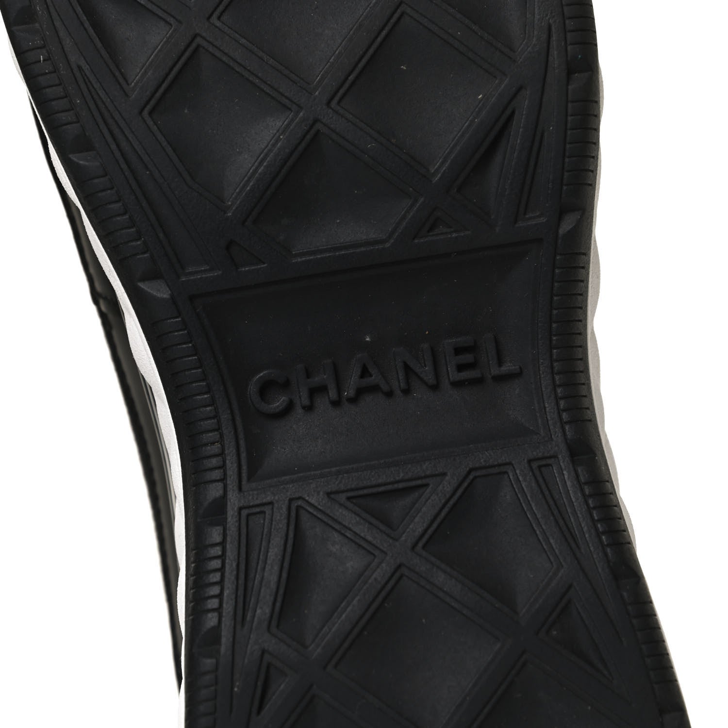 Chanel Velvet Calfskin Mixed Fibers CC Sneakers 37 Black 8 of 11