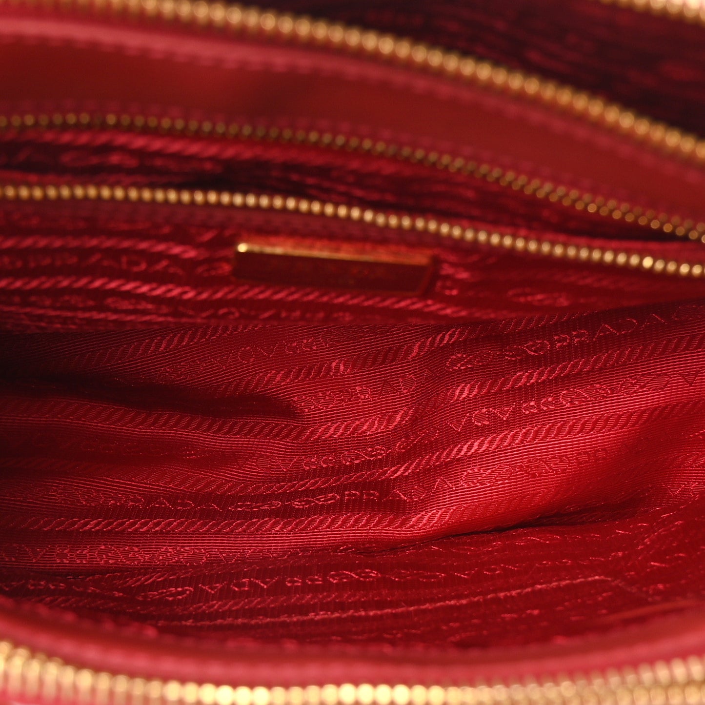 Saffiano Small Galleria Double Zip Tote Fuoco