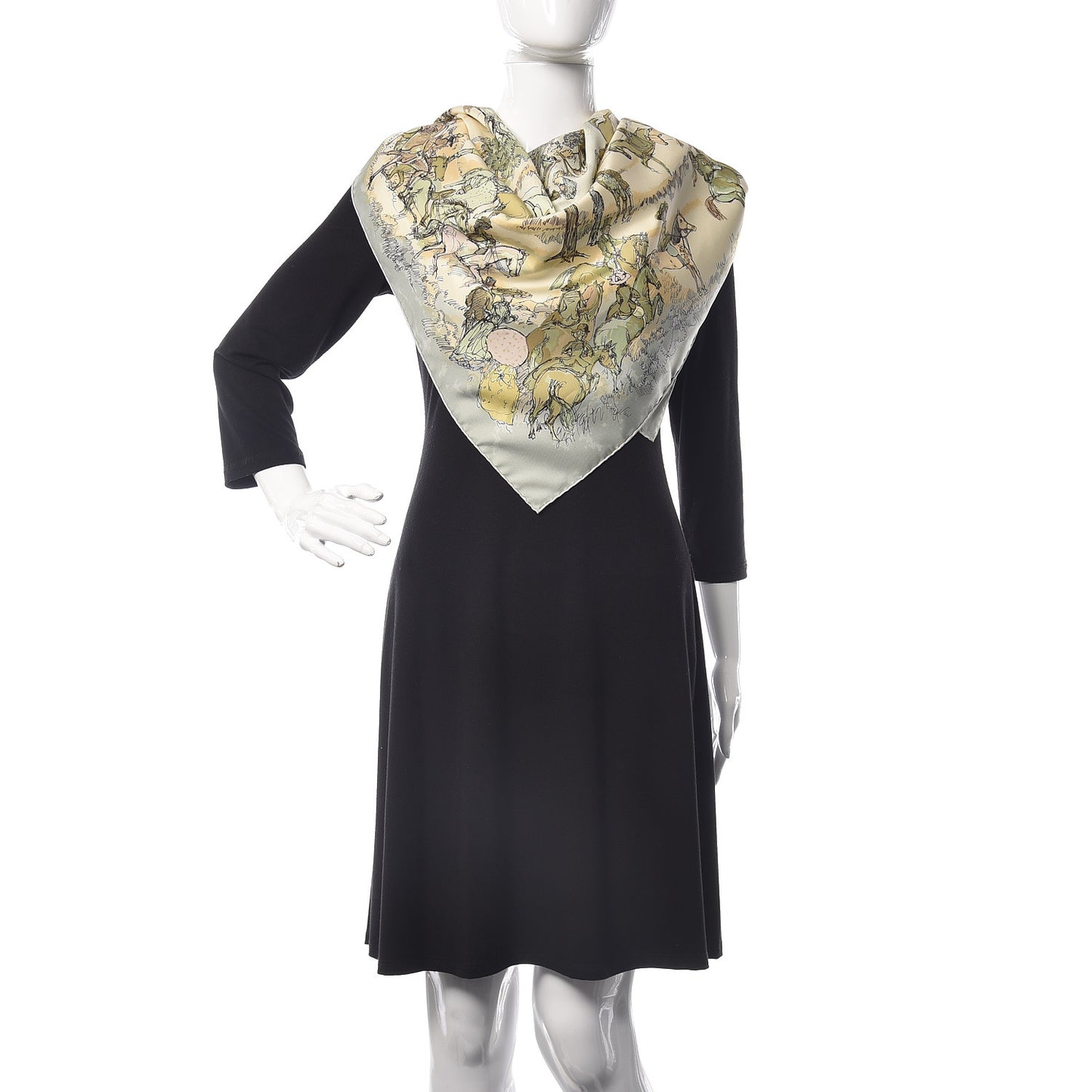 Silk Les Amazones Scarf 90