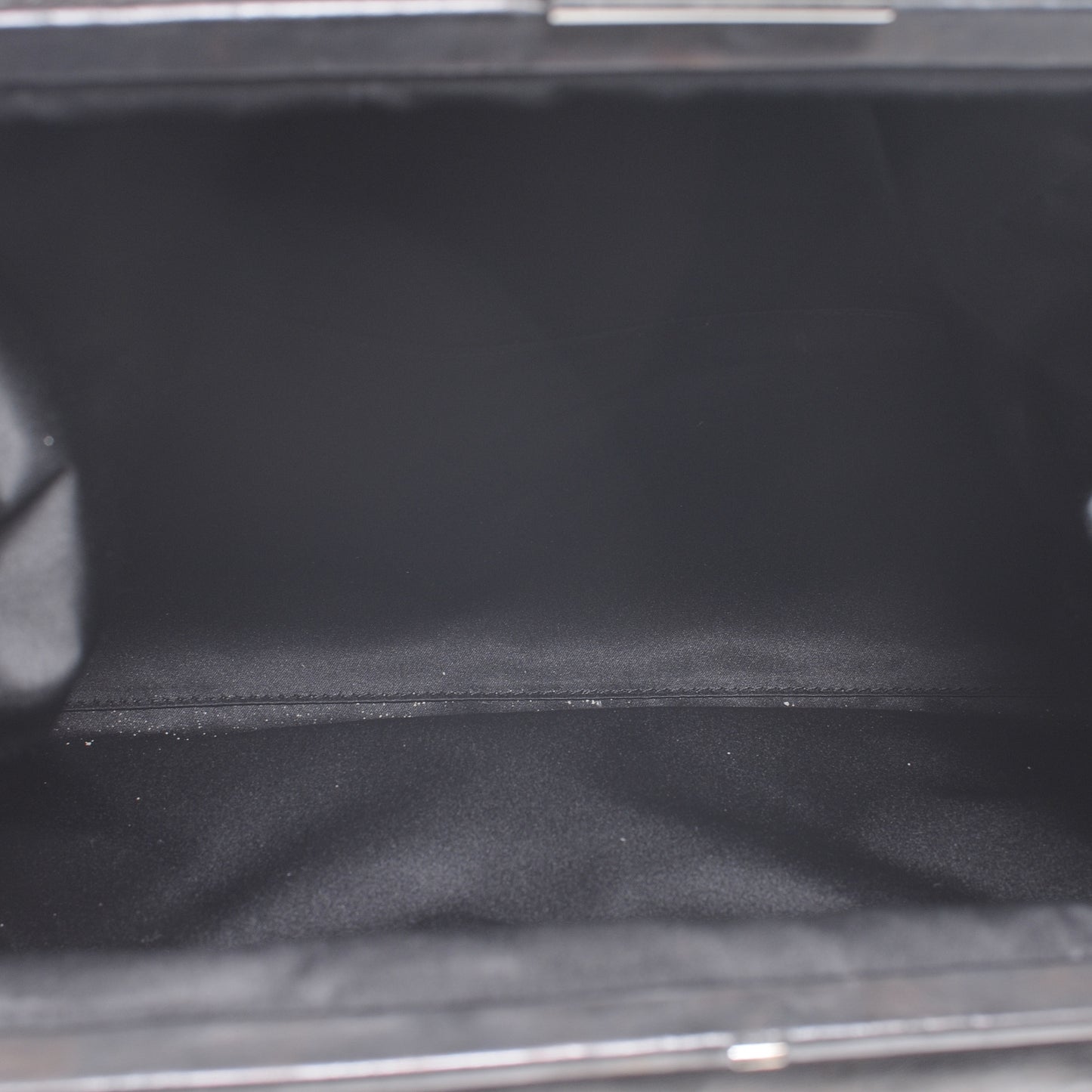 Leather Frame Petale Handbag Black