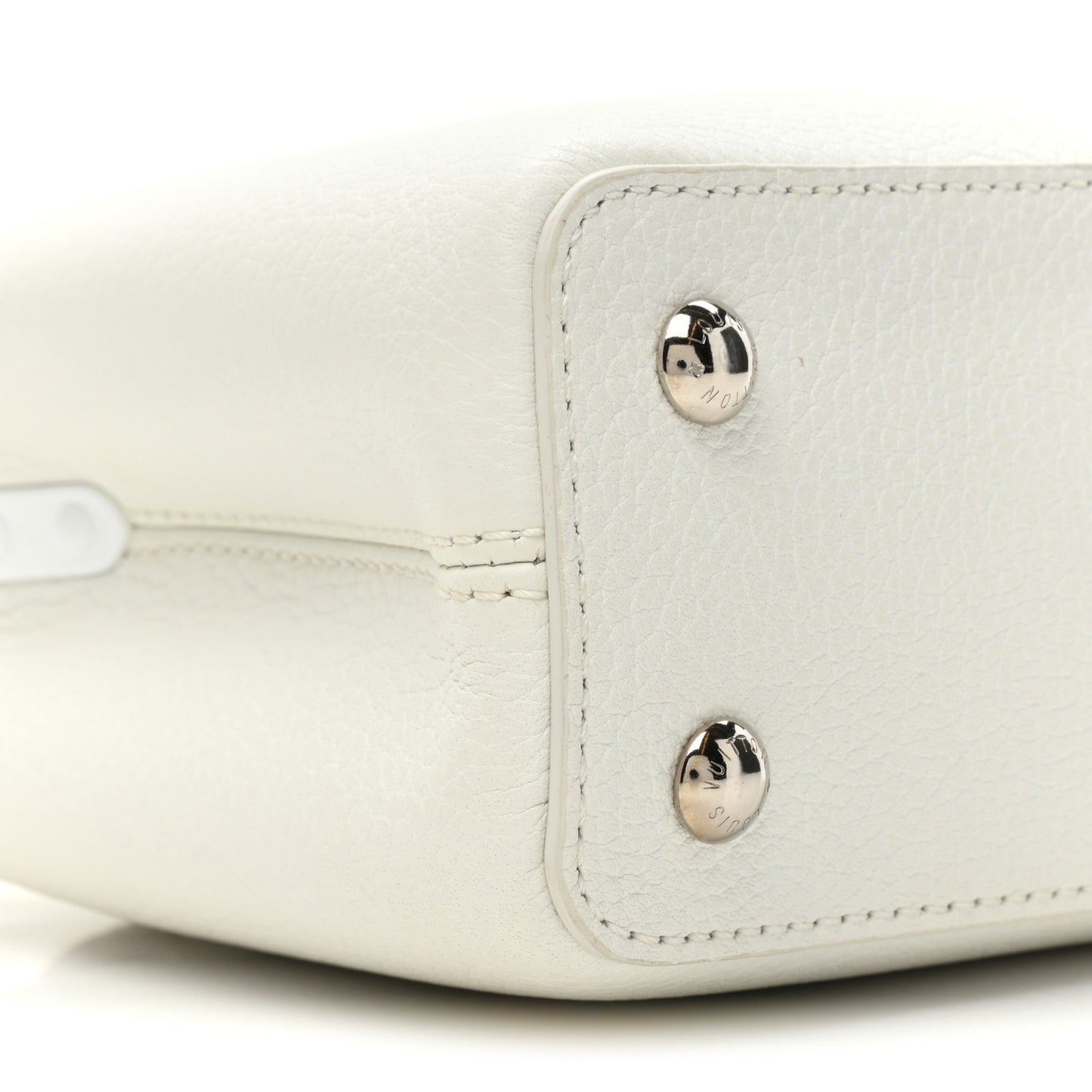 Taurillon Mini Capucines Monochrome White