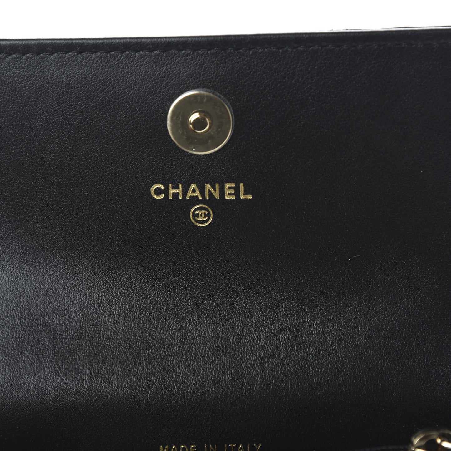 Calfskin Quilted Pearl Clutch With Chain Black