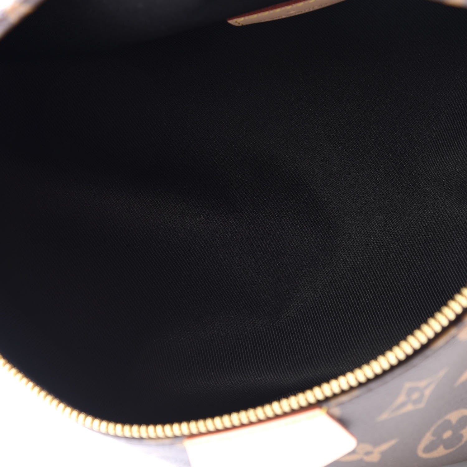 Louis Vuitton Monogram Bumbag 4 of 9
