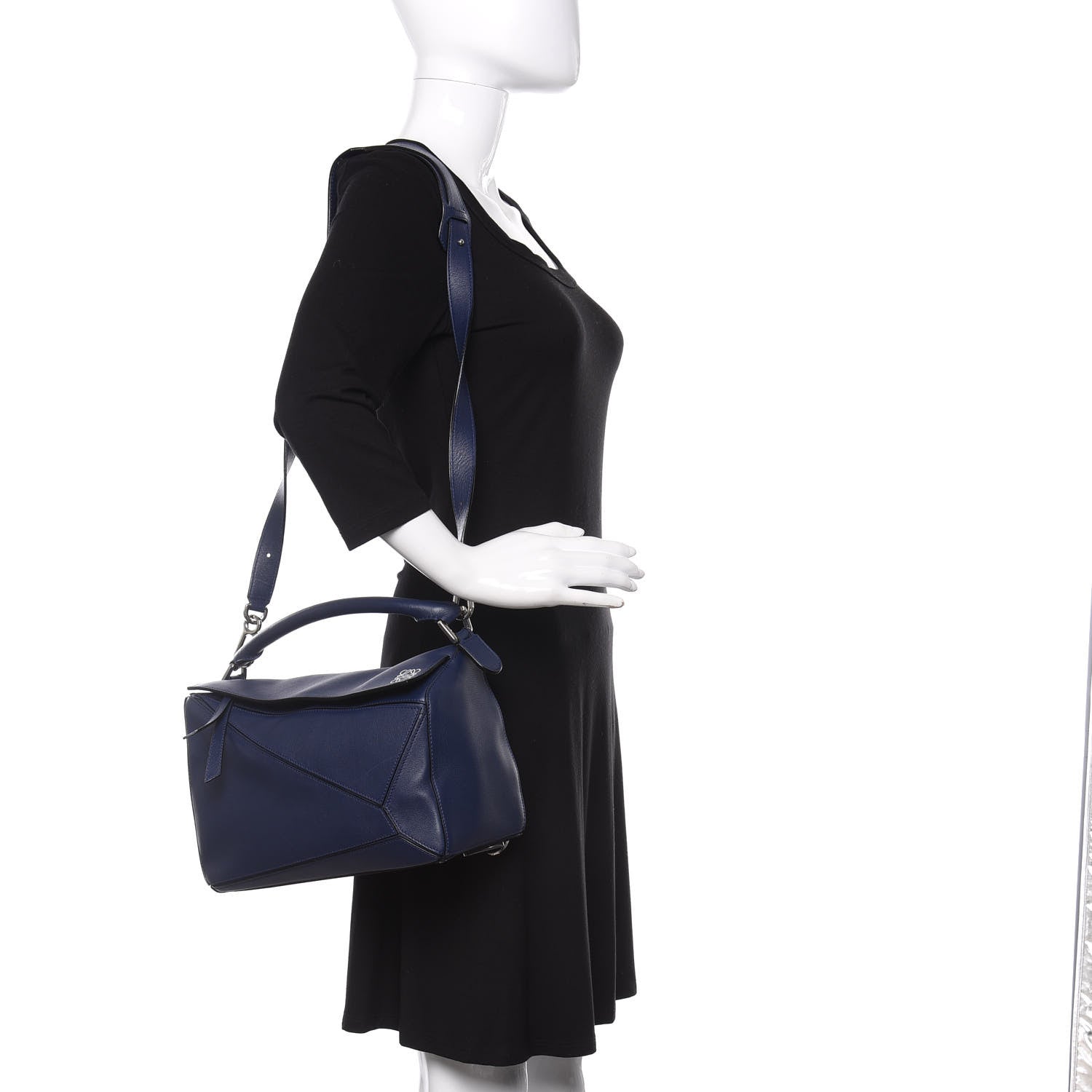 Loewe Calfskin Medium Puzzle Bag Marine 2 of 9