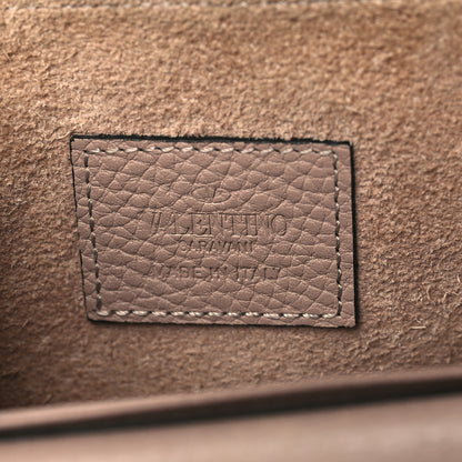 Valentino Garavani Pebbled Calfskin Rockstud Envelope Wallet on Chain Poudre 6 of 10