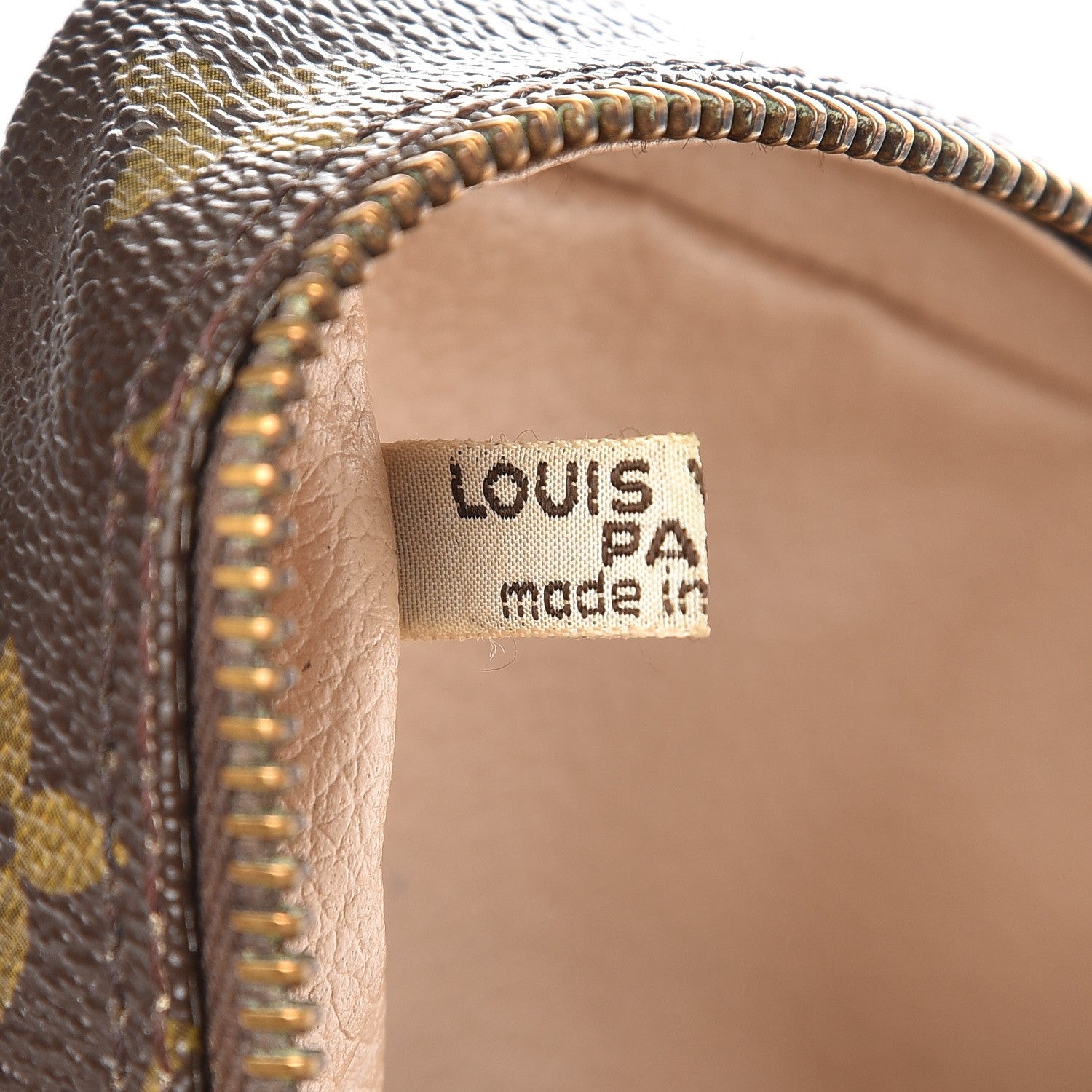 Louis Vuitton Monogram Trousse Toilette 28 7 of 8