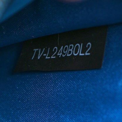 Valentino Garavani Calfskin Rockstud Wallet on Chain Light Blue 7 of 9