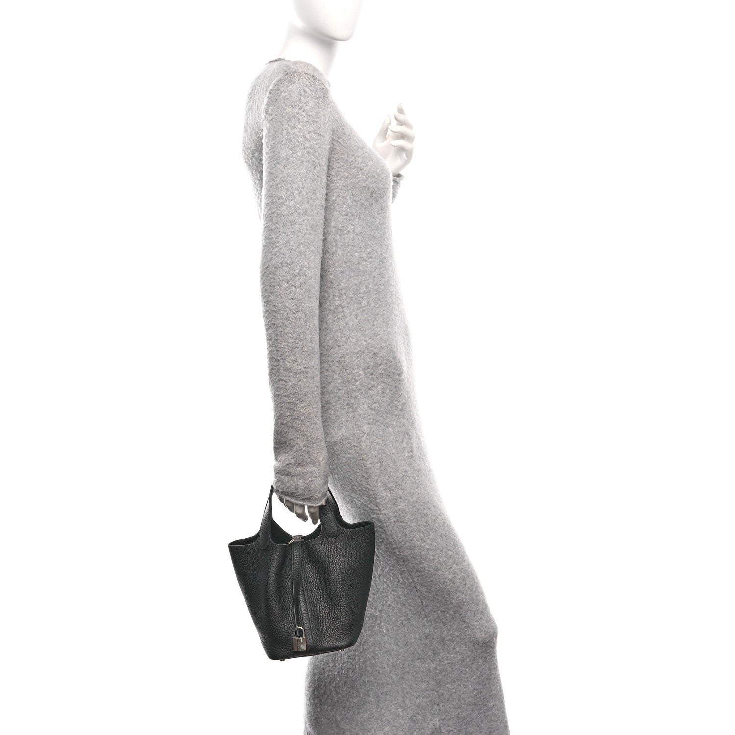 Hermes Taurillon Clemence Picotin Lock 18 PM Black 2 of 13