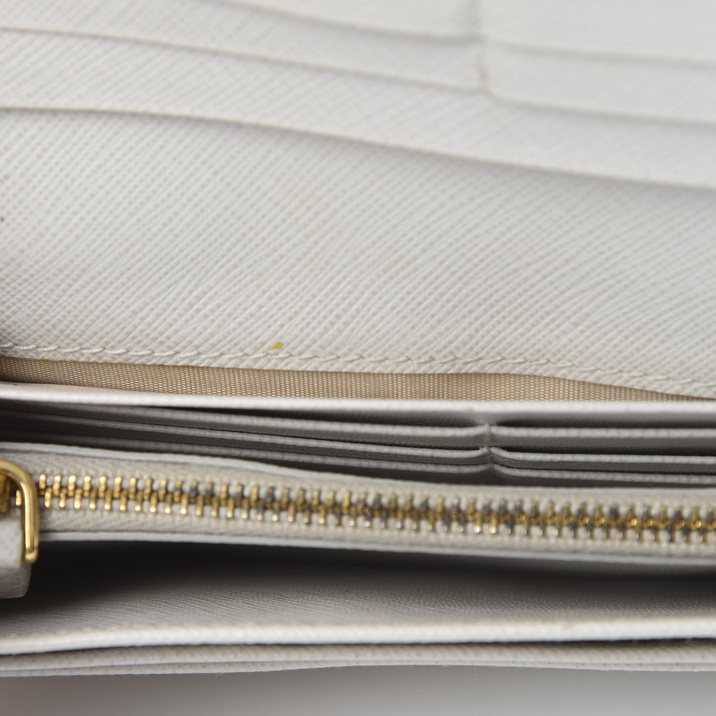 Saffiano Bow Continental Wallet Talco