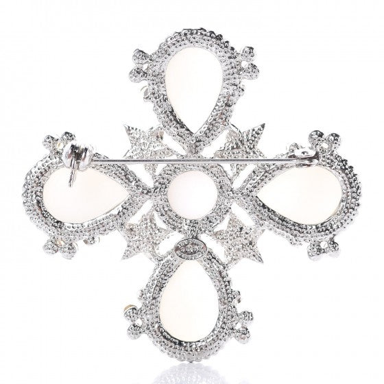 Chanel Pearl Crystal CC Star Brooch Silver 3 of 4