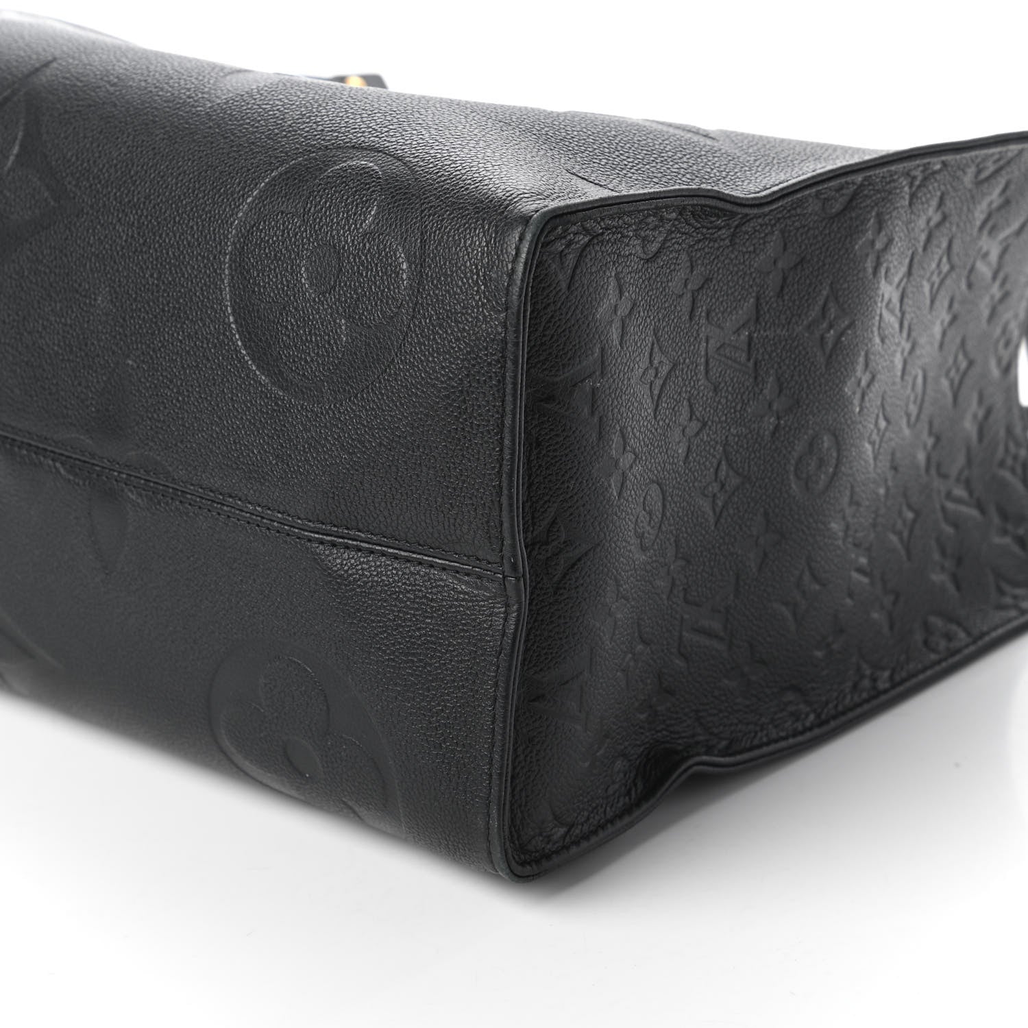 Louis Vuitton Empreinte Monogram Giant Onthego GM Black 7 of 14