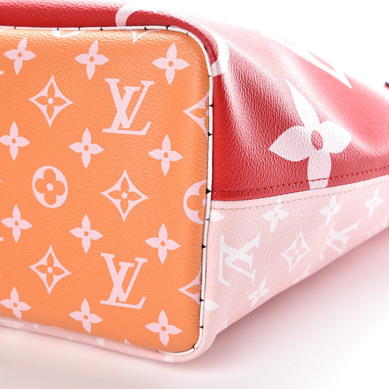 Louis Vuitton Monogram Giant Neverfull MM Rouge 6 of 9