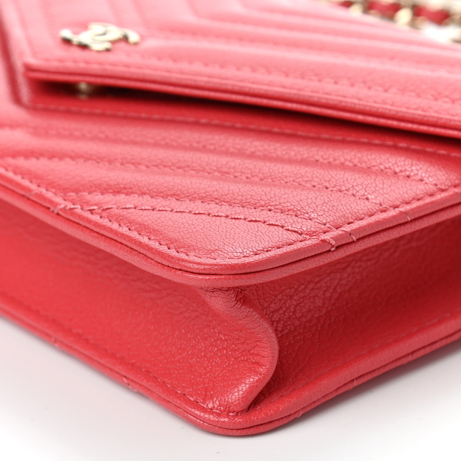 Chanel Shiny Goatskin Chevron Quilted Statement Wallet On Chain WOC Red 11 of 12