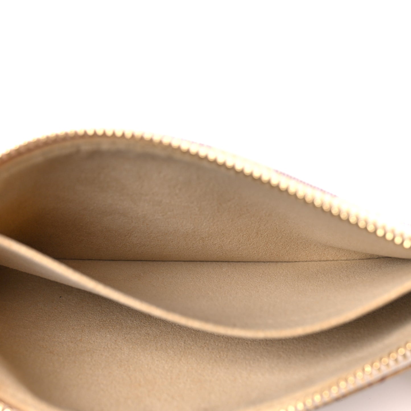 Damier Azur Trunks Labels Pochette Milla MM