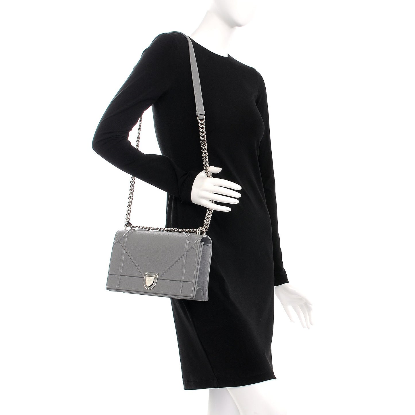 Grained Calfskin Medium Diorama Flap Bag Gris