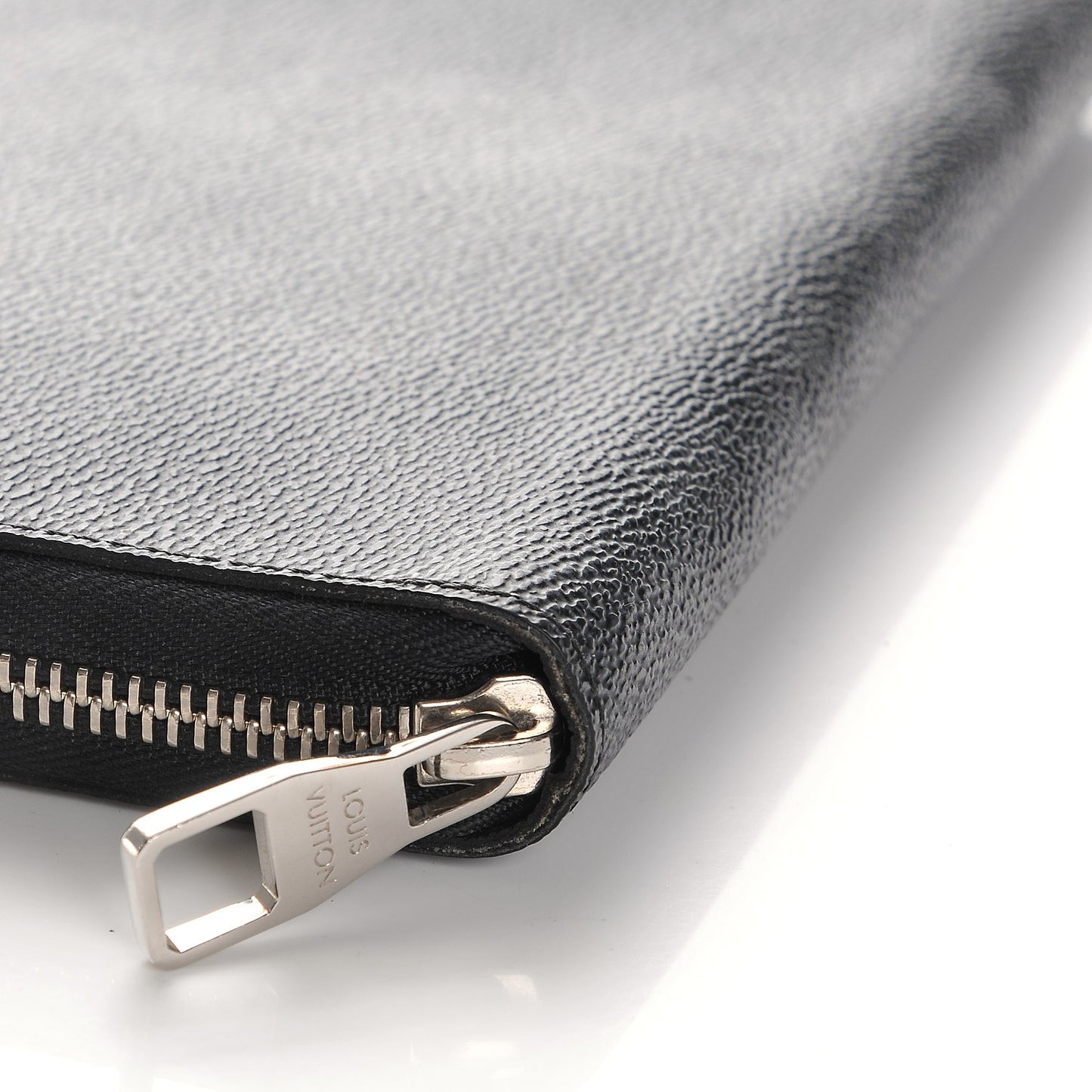 Damier Graphite Zippy Organizer Wallet
