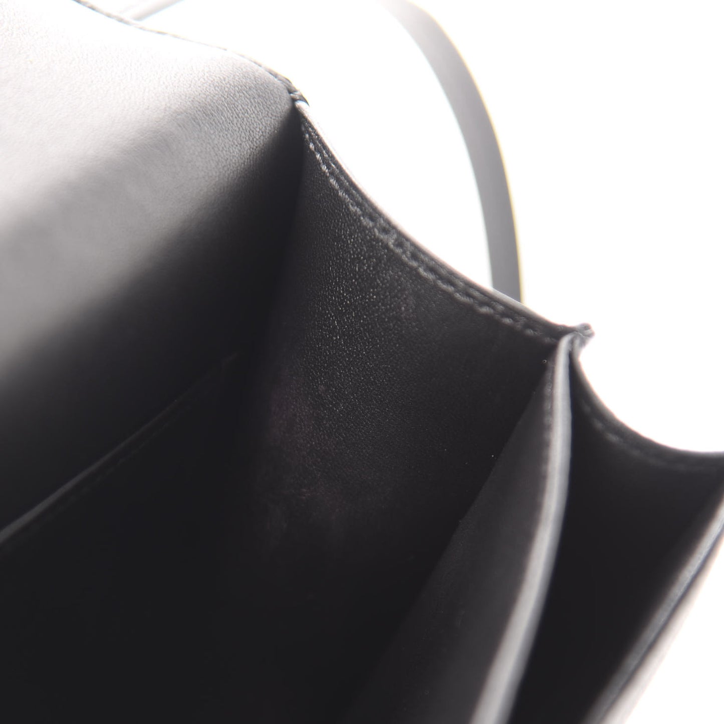 Epsom Constance 18 Black