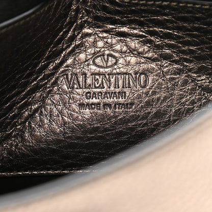 Valentino Garavani Metallic Pebbled Calfskin Medium Rockstud Flip Lock Crossbody Bag Sasso 6 of 10
