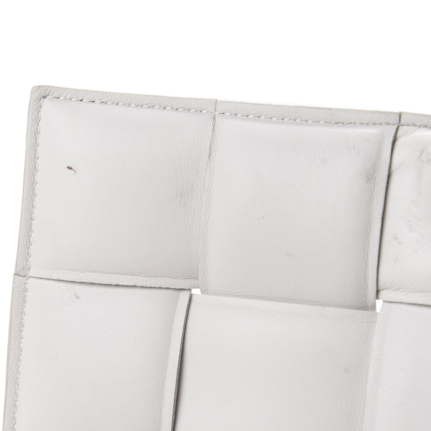 Bottega Veneta Lambskin Maxi Intreccio Padded Chain Cassette Crossbody Bag White 8 of 13