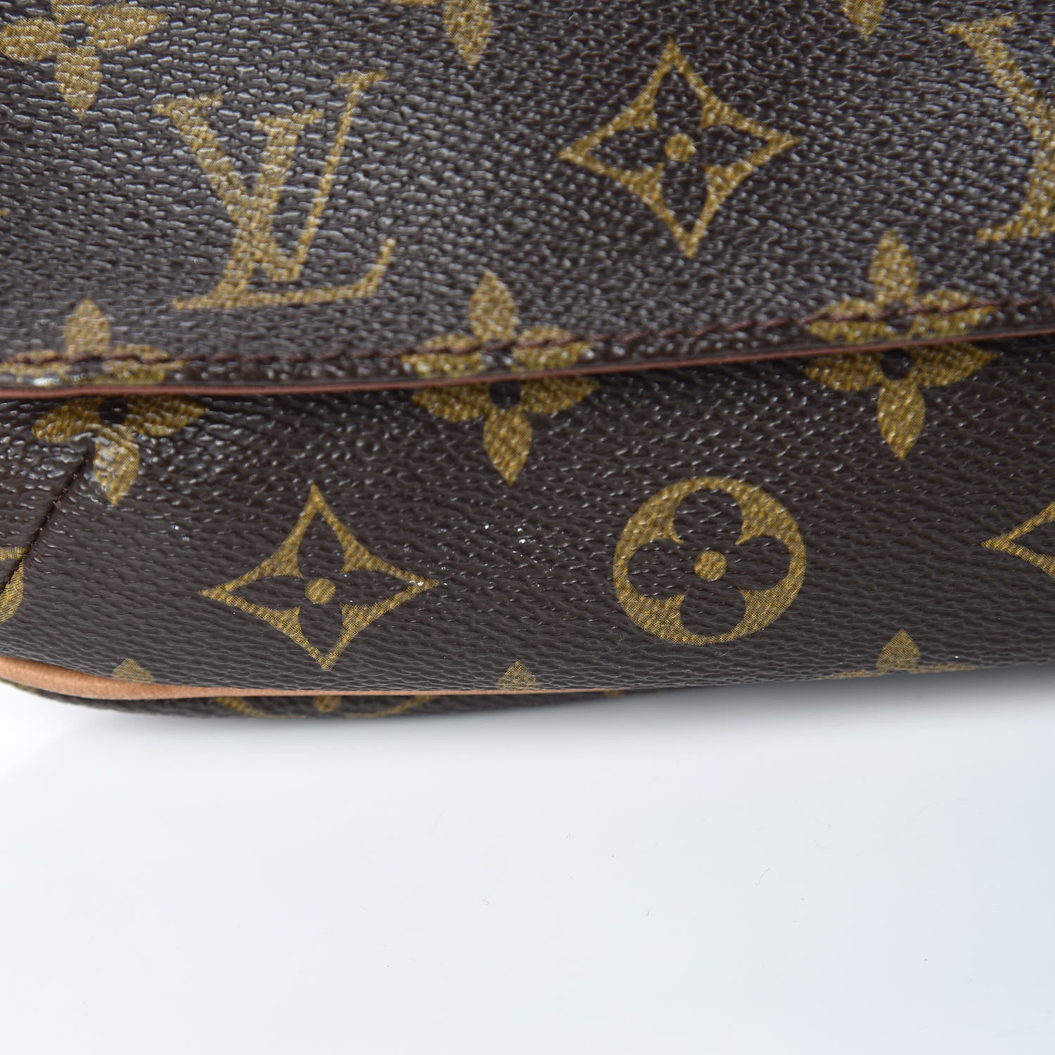 Louis Vuitton Monogram Musette Tango 12 of 13