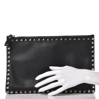 Valentino Garavani Pebbled Calfskin Large Rockstud Zip Pouch Black 2 of 8