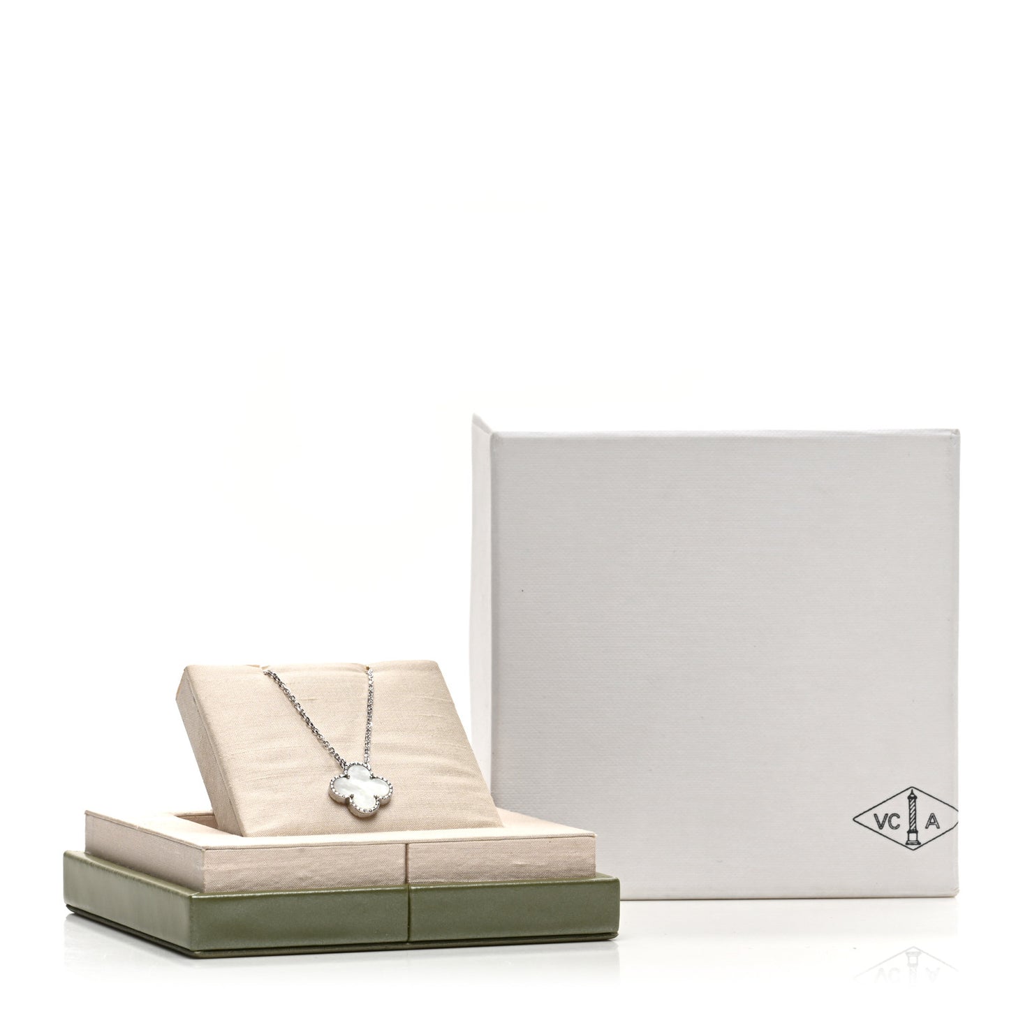18K White Gold Mother Of Pearl Vintage Alhambra Pendant Necklace