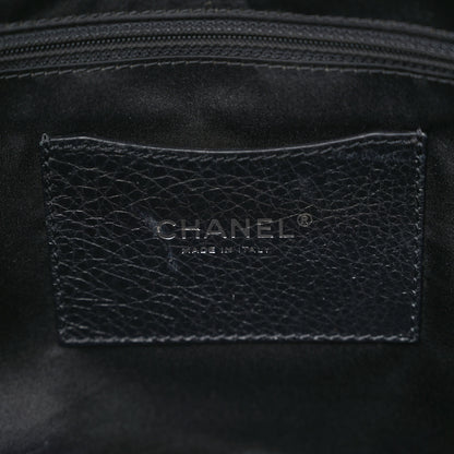 Chanel Glazed Calfskin Large On The Road Tote Black 7 of 10