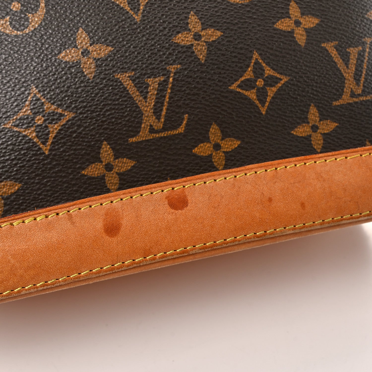 Louis Vuitton Monogram Alma BB 11 of 12