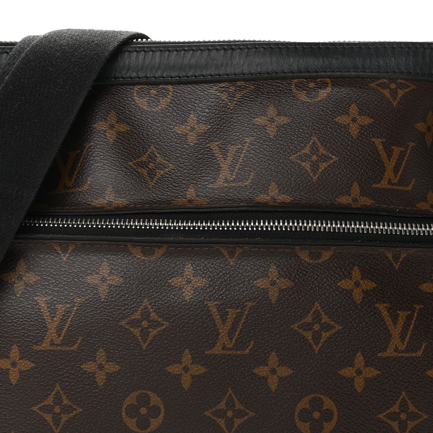 Louis Vuitton Monogram Macassar Torres Messenger 7 of 10