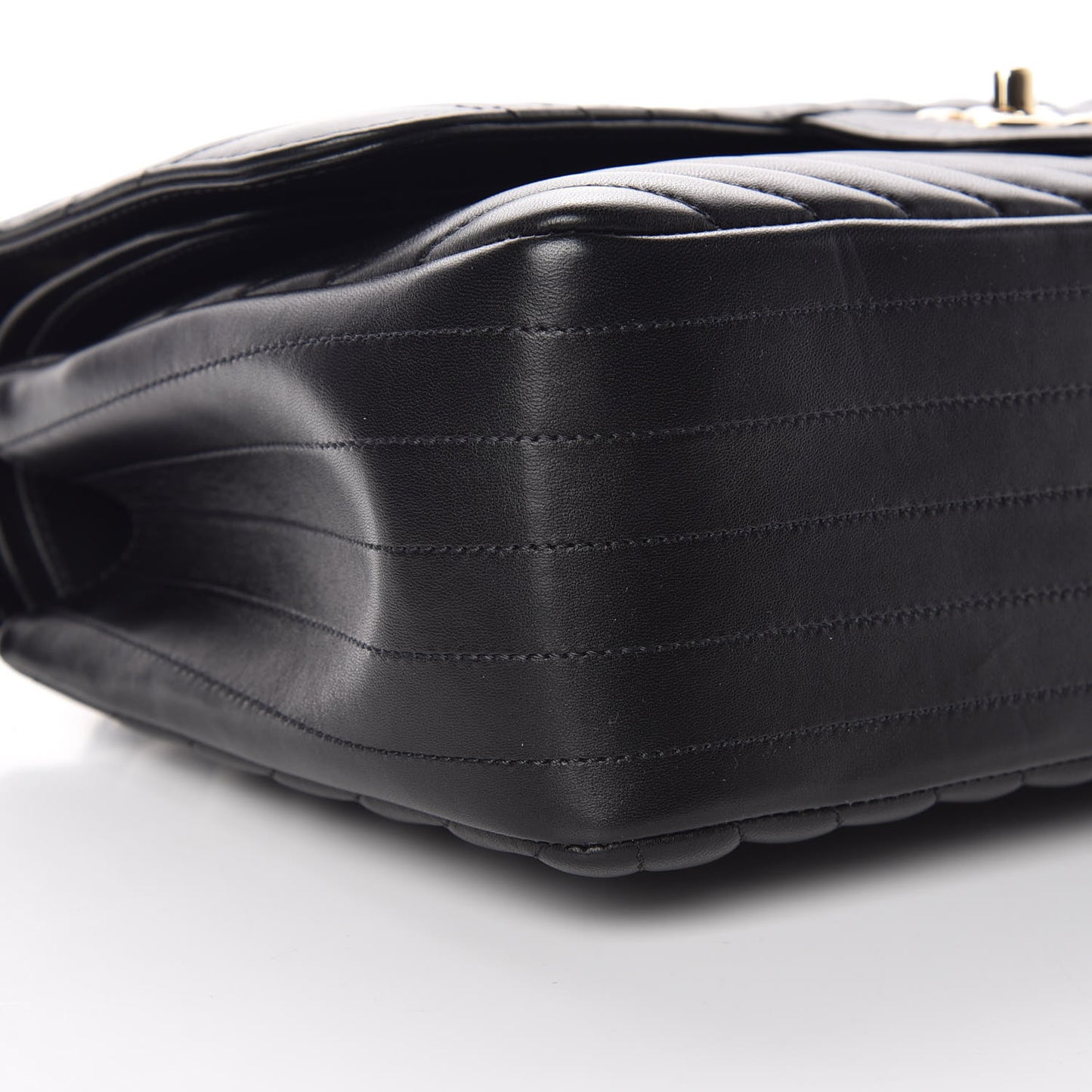 Lambskin Chevron Quilted Jumbo Double Flap Black