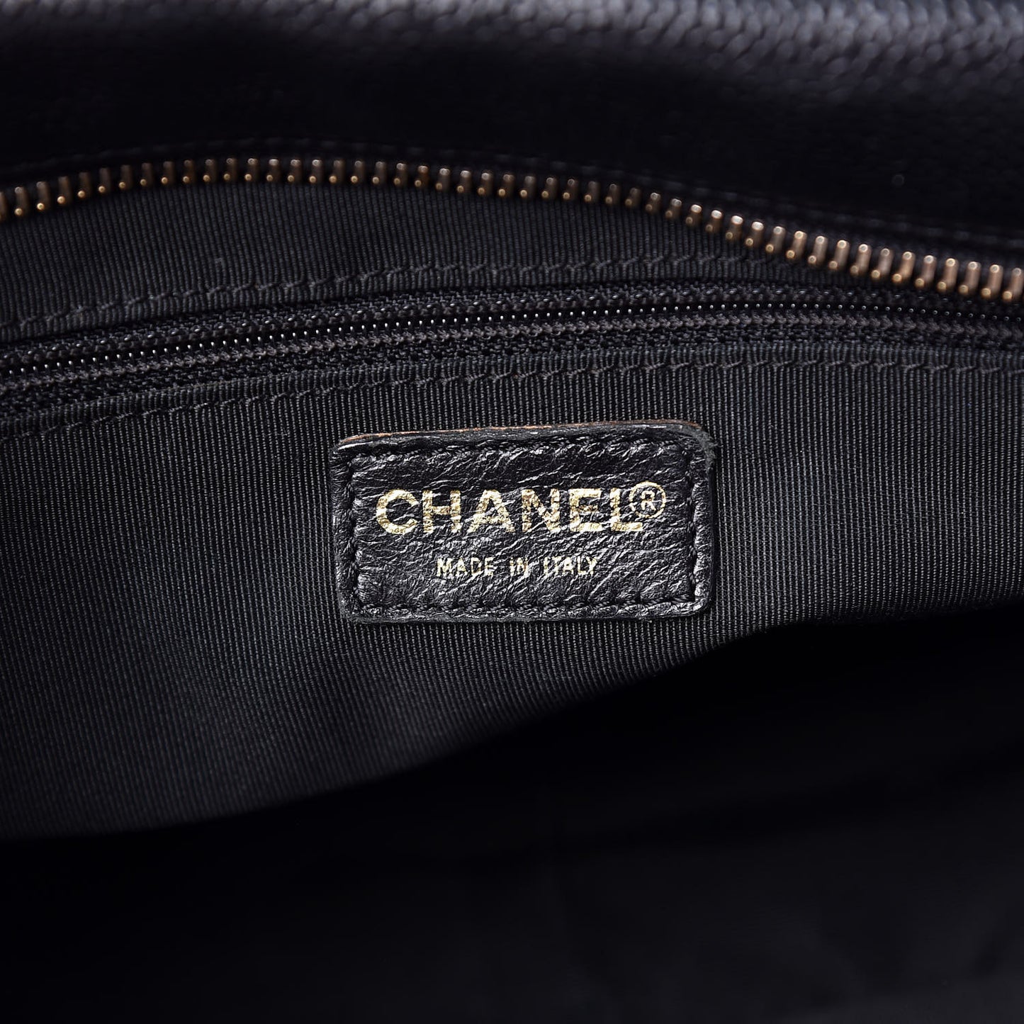 Caviar Quilted Petit Timeless Tote PTT Black