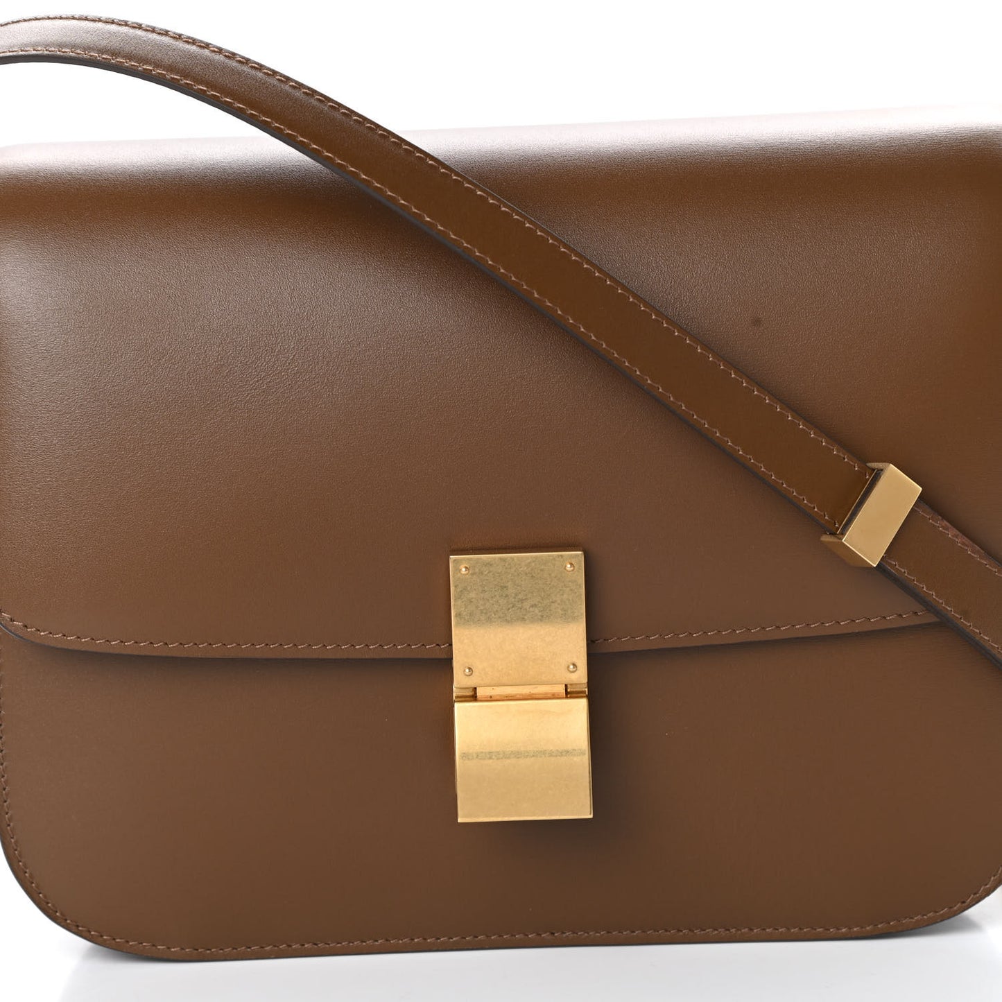 Box Calfskin Medium Classic Box Flap Bag Camel