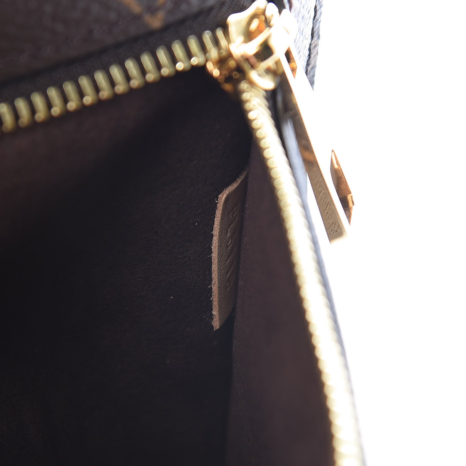 Louis Vuitton Monogram Pochette Metis 7 of 9