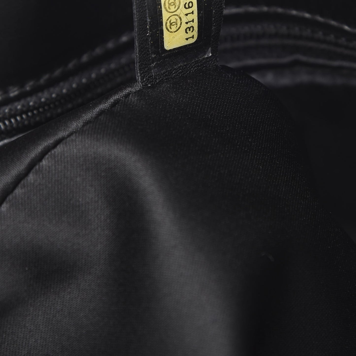 Glazed Calfskin Twisted Maxi Flap Black