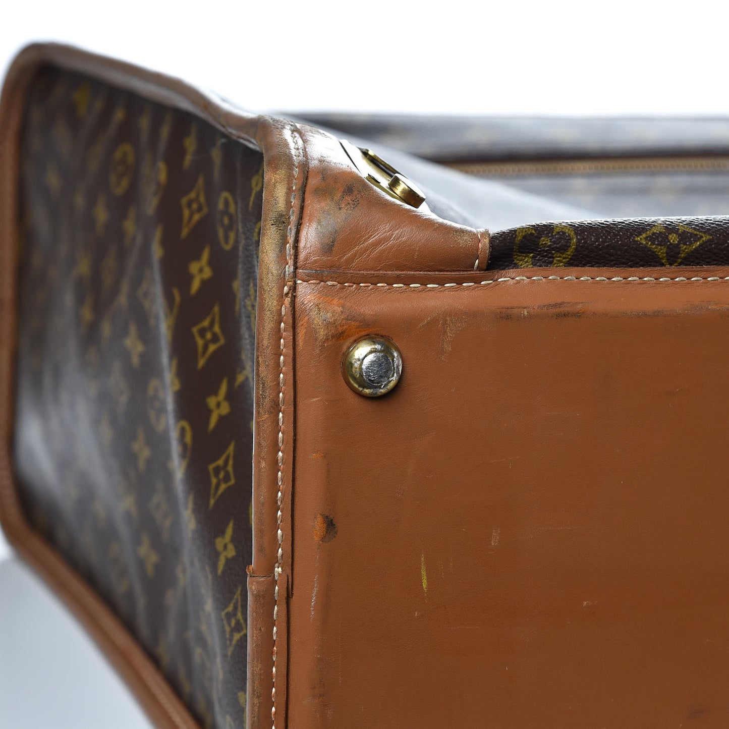 Monogram Pullman 70