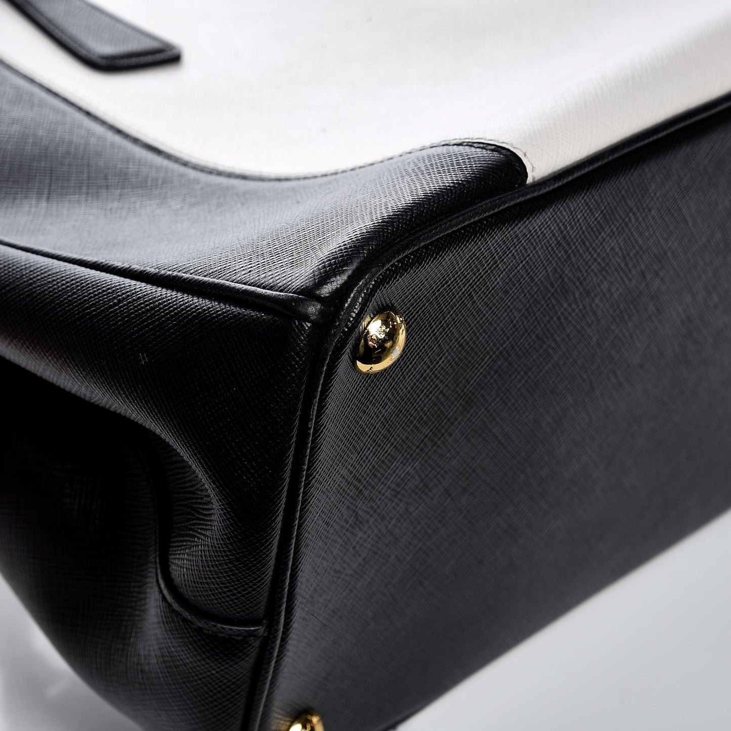 Saffiano Lux Colorblock Medium Galleria Double Zip Tote Black Talco
