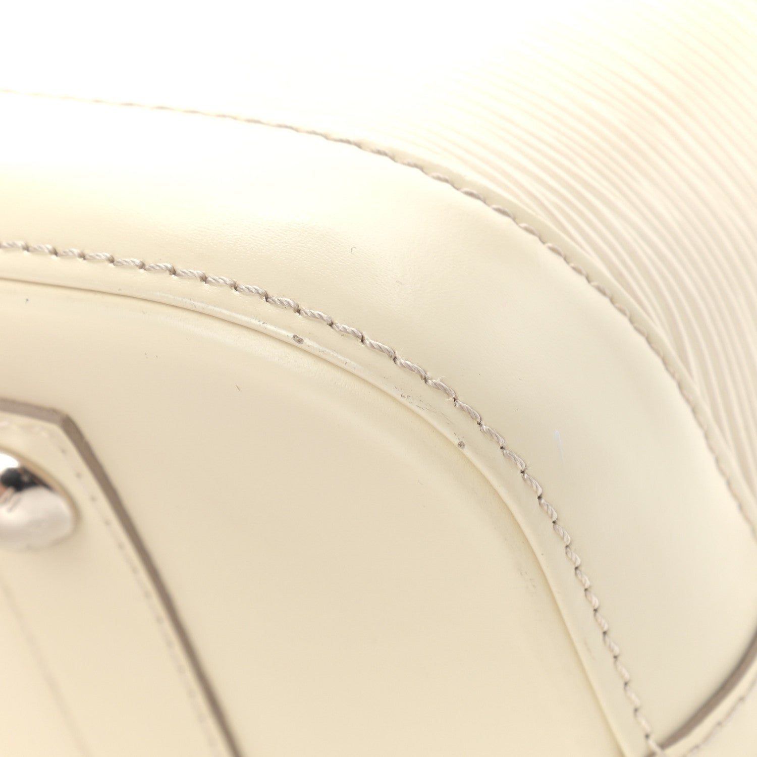 Louis Vuitton Epi Alma PM White 10 of 15