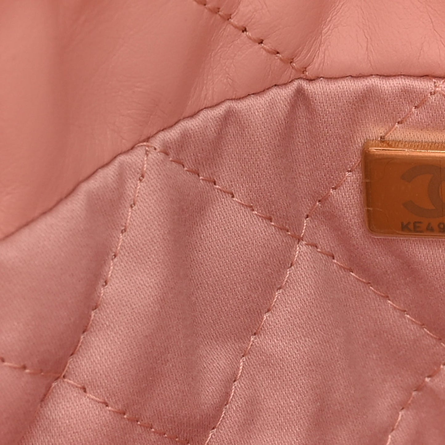 Shiny Calfskin Quilted Mini Chanel 22 Rose Clair