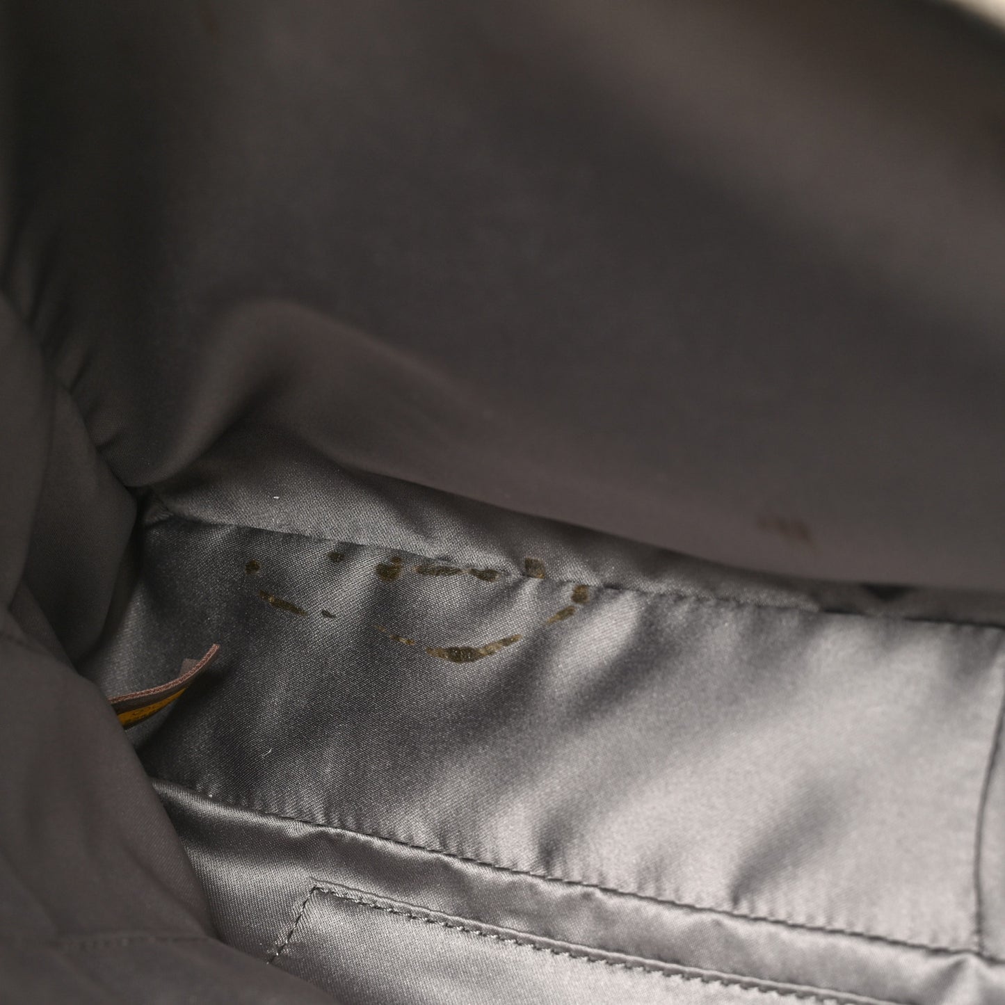 Caviar Quilted Grand Shopping Tote GST Beige Clair