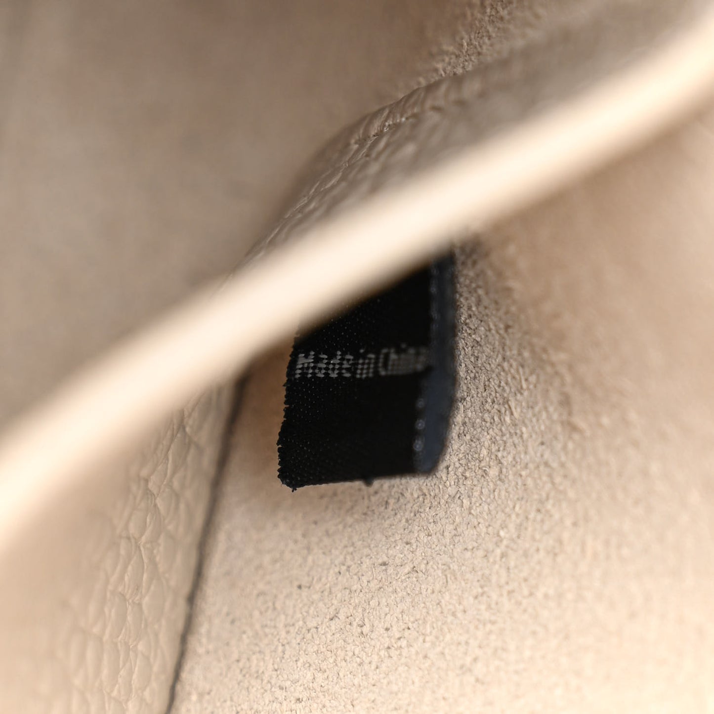 Heavy Grain Mini Alexa Chalk