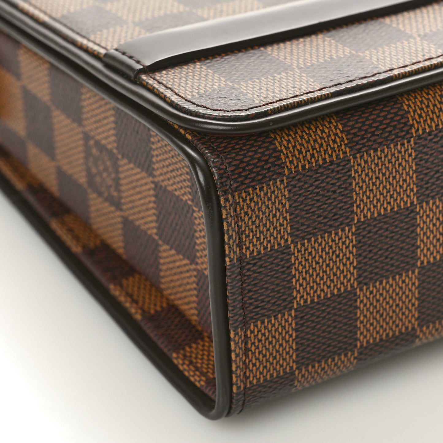 Damier Ebene Tribeca Long