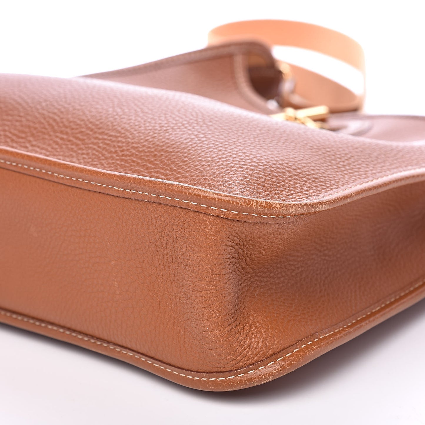 Taurillon Clemence Vespa PM Gold