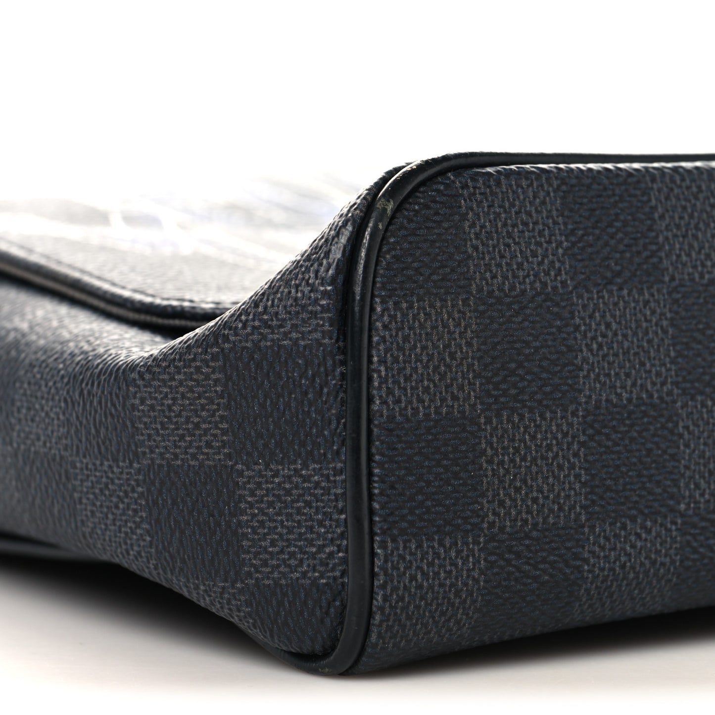 Damier Graphite Logo District PM Grey