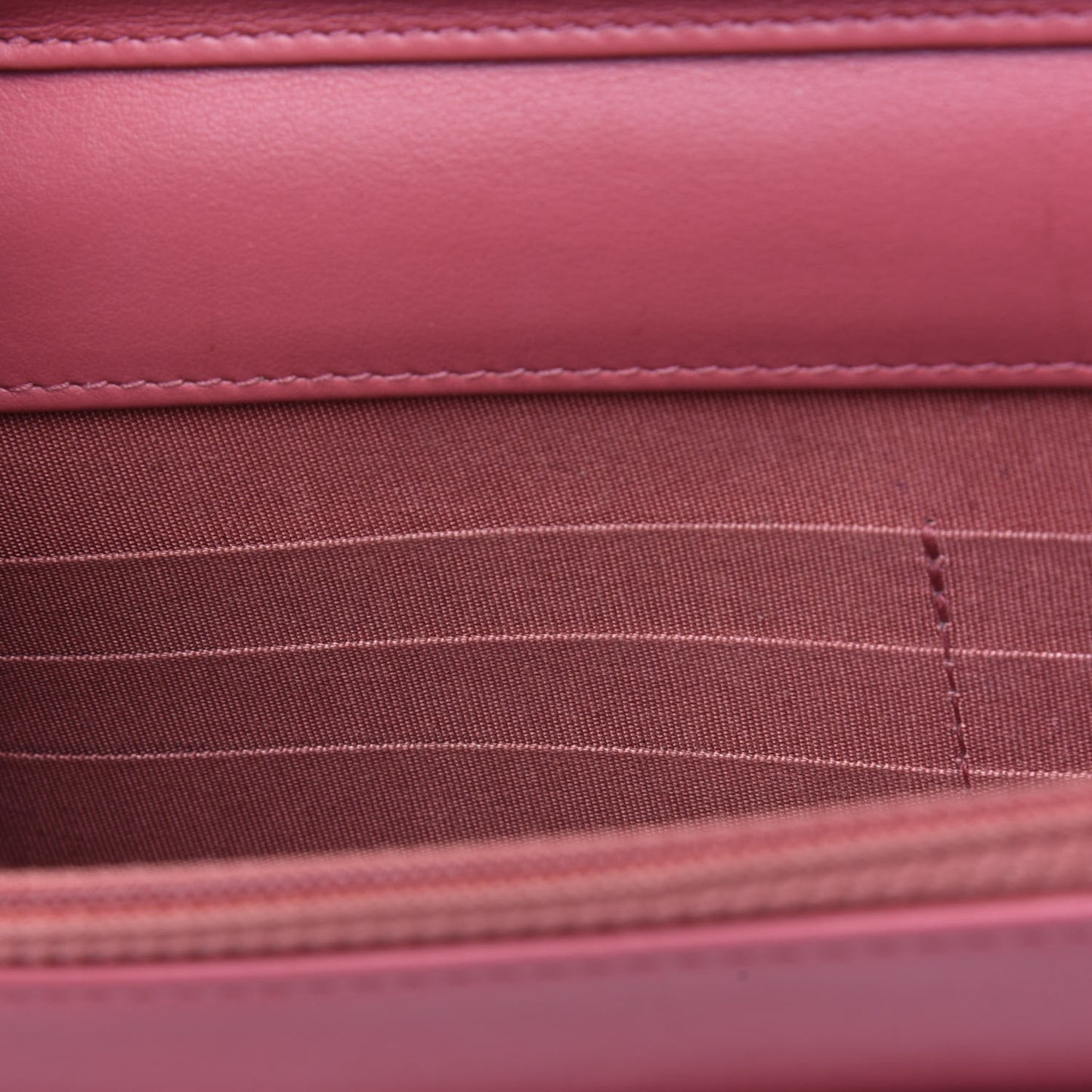 Caviar Quilted CC Filigree Wallet On Chain WOC Pink