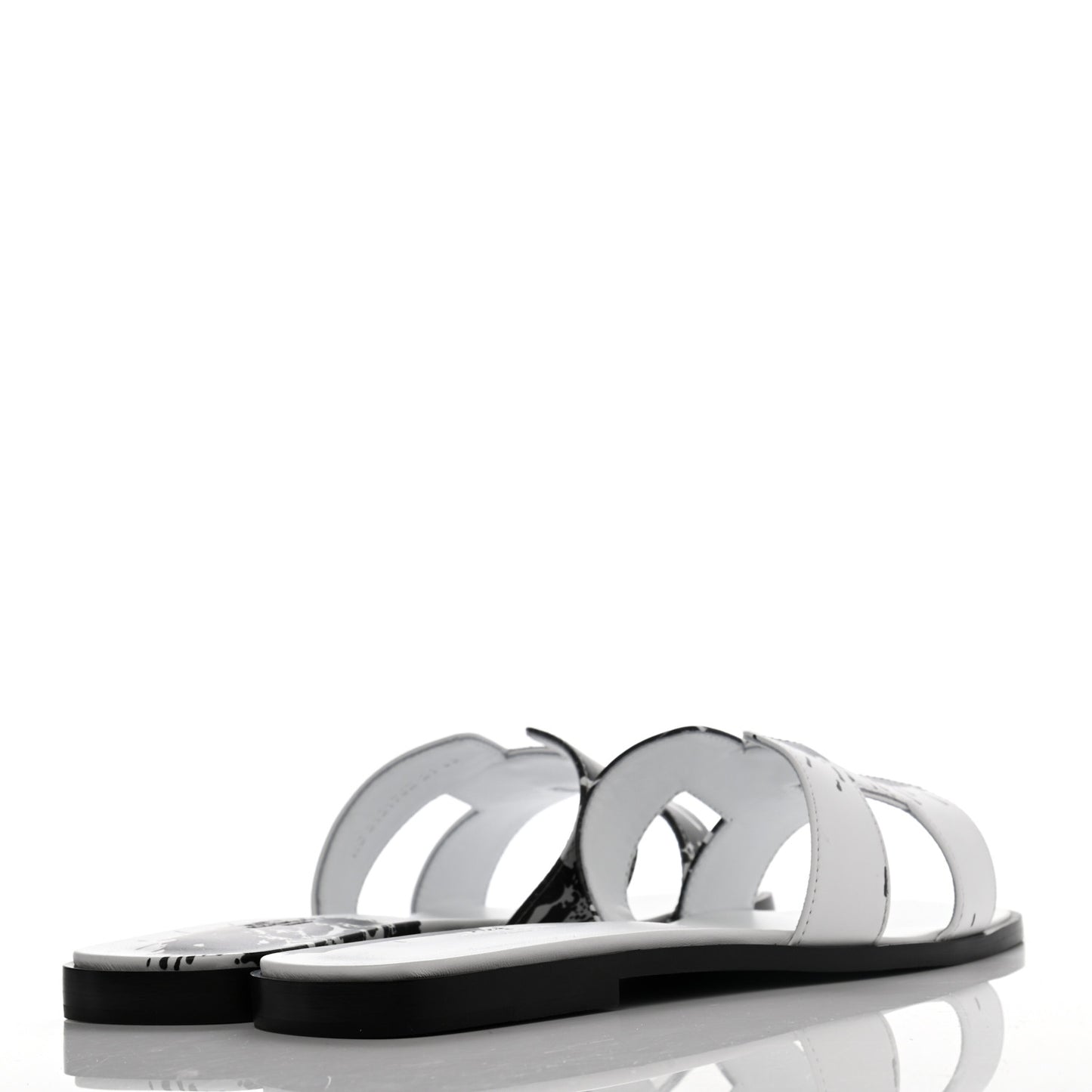 Calfskin Peinture Fraiche Oran Sandals 40 White Black