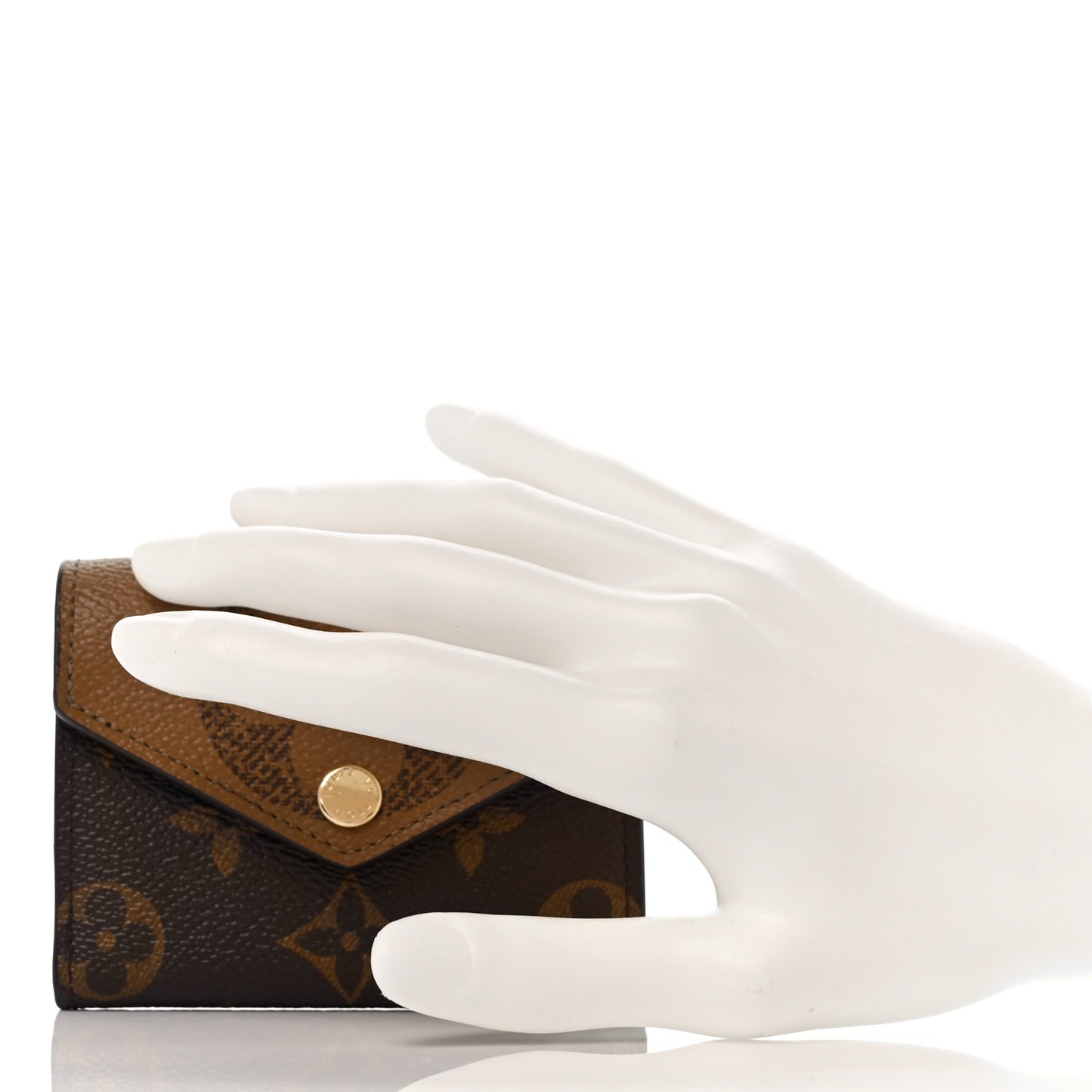 Reverse Monogram Giant Zoe Wallet