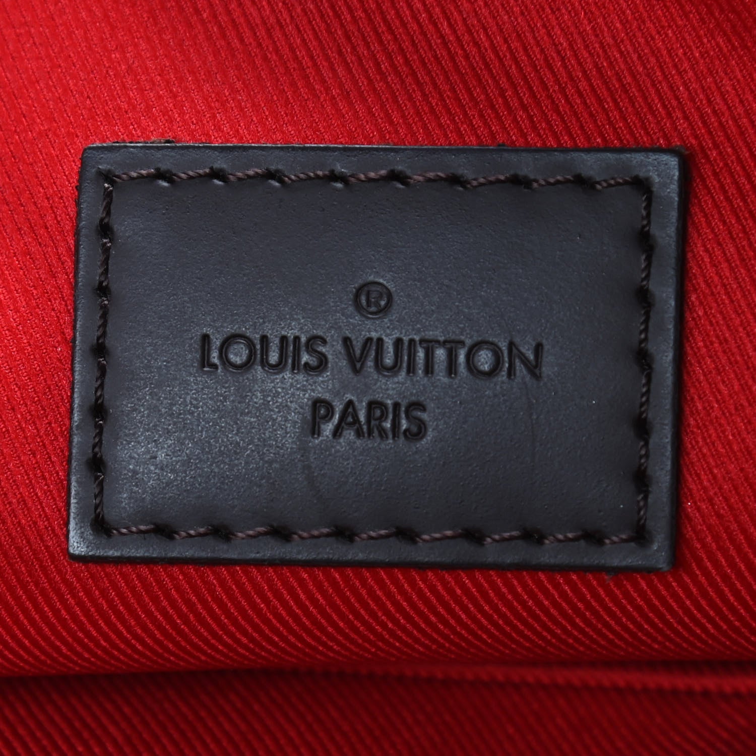 Louis Vuitton Damier Ebene South Bank Besace 6 of 10