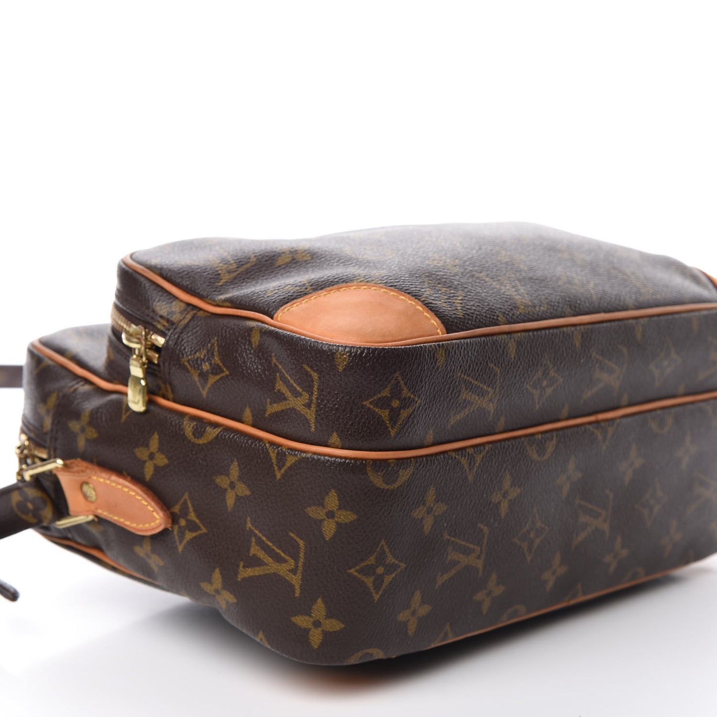 Monogram Nil 28